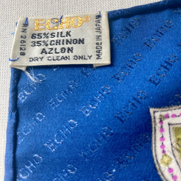 ECHO, collectible vintage paisley scarf, - Picture 4 of 11